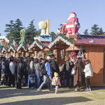 神宮外苑と芝公園に巨大クリスマスピラミッド出現！東京クリスマスマーケット