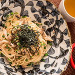 ワンポットでできる和風ソースのきのことツナの和風パスタ | ひと鍋でできる絶品パスタのつくり方