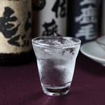 同じ焼酎なのにどうしてこんなに味が違うの!?本格焼酎の原料と特徴