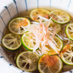 夏バテを吹き飛ばす!この夏食べたい出汁香るじゅんさい入りすだち蕎麦