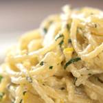 "南イタリアの伝統料理" リコッタチーズとレモン、アンチョビのパスタ|Chef’s Holiday