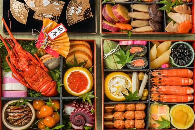 マンネリおせちからの卒業 おせち料理 詰め方 のおさらいと盛り付けポイント ビデリシャス おいしい動画 週末に試したくなる料理レシピ動画