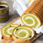 オッス!トヨ型を使って、ぐるぐる抹茶の渦巻きパンを作ってみた!