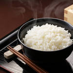 ご飯は小分けして冷凍庫へ!炊き立ての美味しさが続く正しい冷凍保存のコツは?