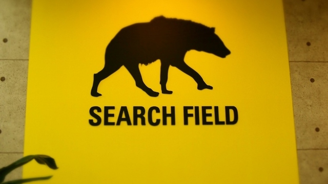 『SEARCH FIELD』シールで遊び心溢れ、植物で空気の気持ち良いオフィス★