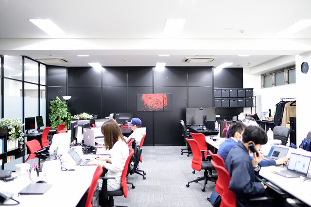 【これぞハイブリッドな働き方!スーパーソフトウエアの東京オフィス!】