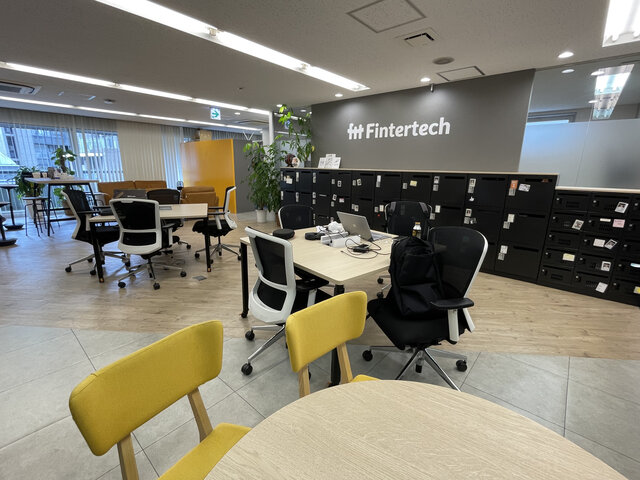 リモートワークでもコミュニケーションを活発に!隔たりのないFintertechのオフィス!
