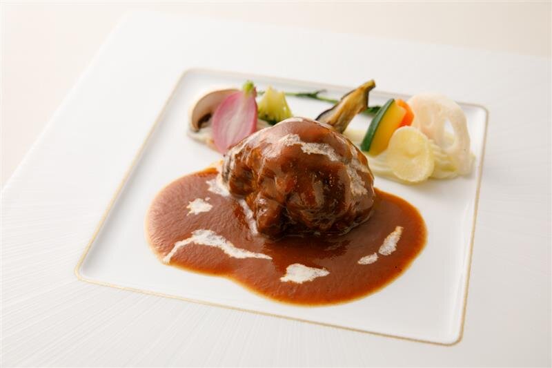 （試食例）ホテル伝統のビーフシチュー