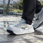 ミズノ「オールマイティ HV」登場！現場の転倒と疲労を解決する高機能ワークシューズ