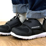 アキレス独自の新設計「パカっとスリット構造」(特許出願済)を採用した「瞬足 足育(そくいく)C-260」登場