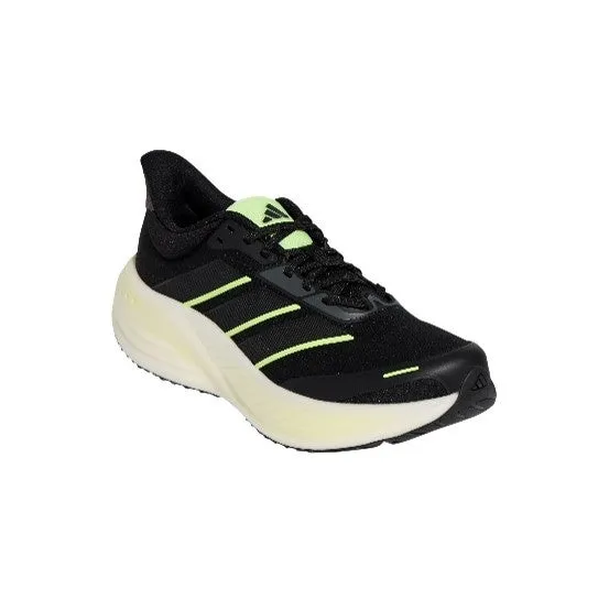 黒と黄緑色のadidasスニーカーの画像です。