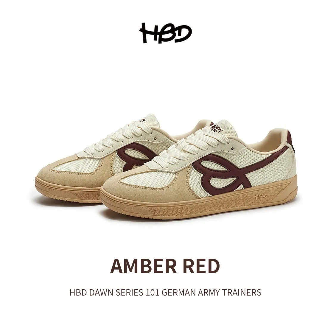 情熱的なアンバーレッドのスニーカー