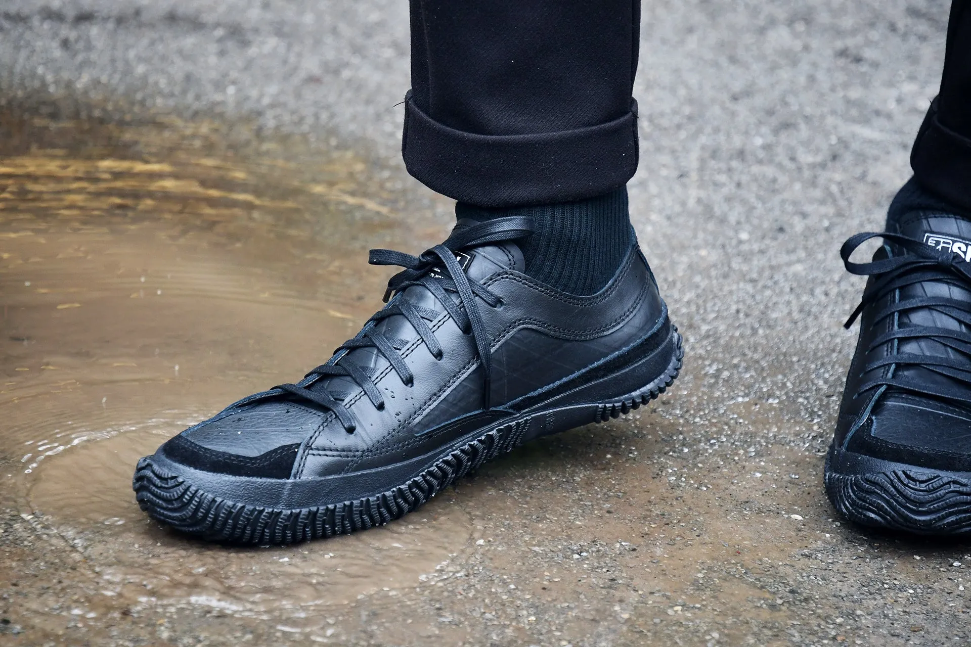 SEAL × SPINGLE Waterproof SNEAKERの全体像