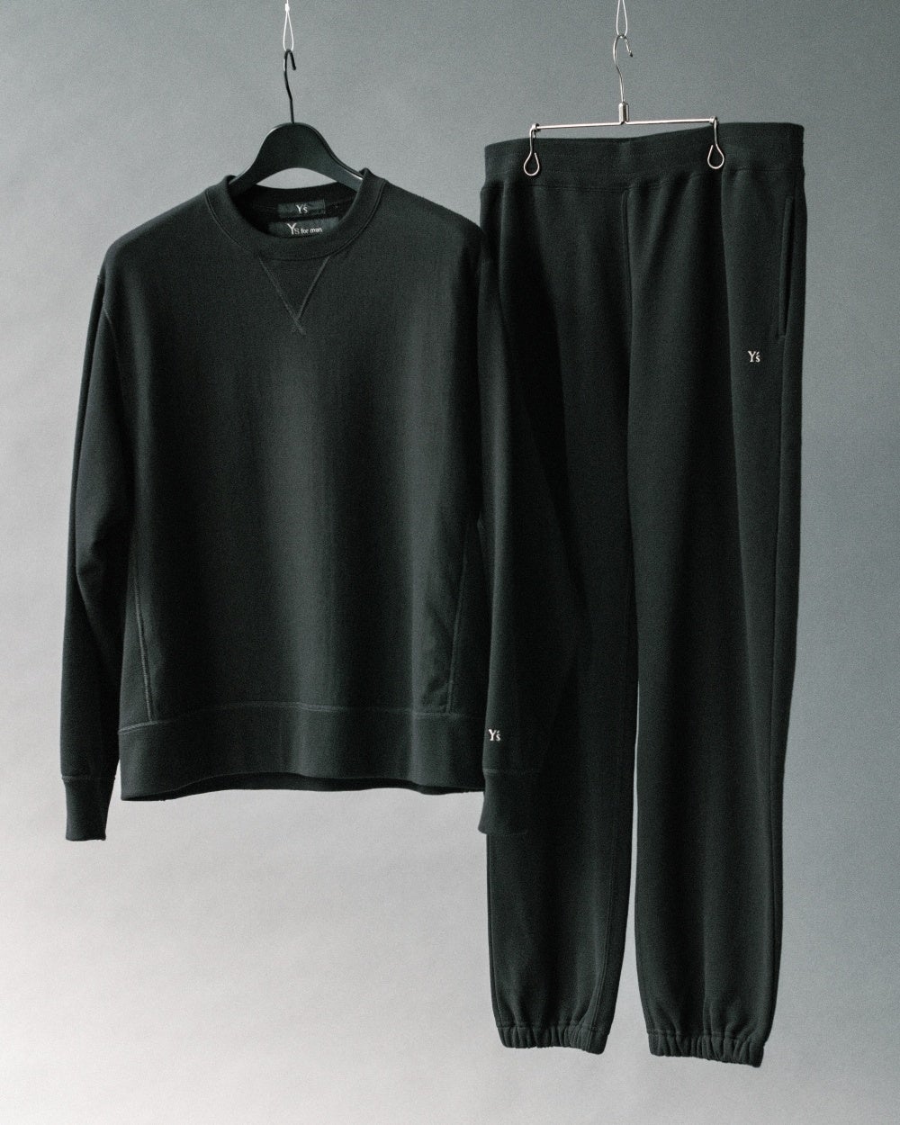 Y'sとY's for menのダブルネームスウェット