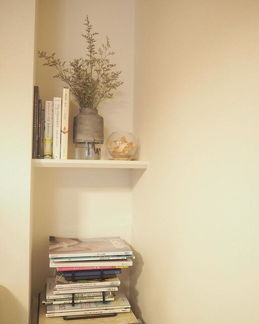 雑誌を綺麗に収納 スタイル別の収納術や使えるアイテム とりぐら 一人暮らしの毎日がもっと楽しく