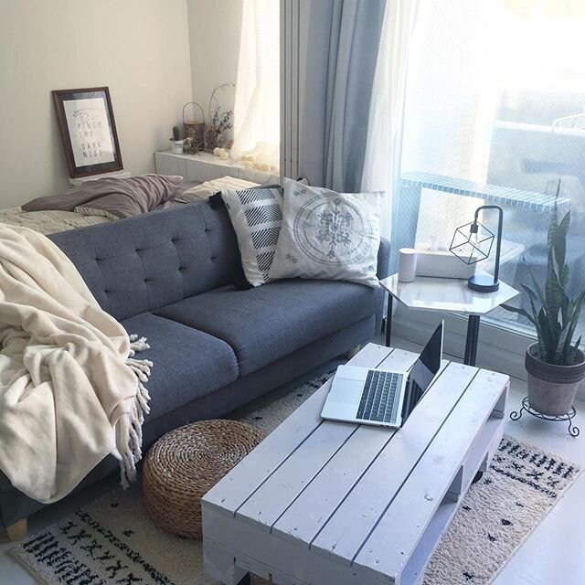 Diyで叶えたお洒落なワークスペース 猫と優雅に暮らす1ldk とりぐら 一人暮らしの毎日がもっと楽しく