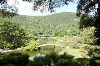 RITSURIN GARDEN, A GRAND JAPANESE GARDEN WITH 3-STAR GREEN MICHELIN