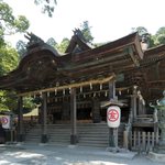 KONPIRA, A GRAND SHRINE LOVED BY LOCALS