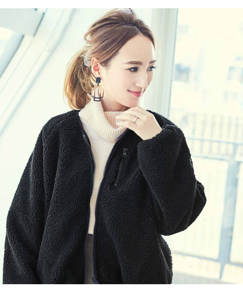 モダンファッションスタイル ベスト50 黒 ブルゾン レディース コーデ 冬