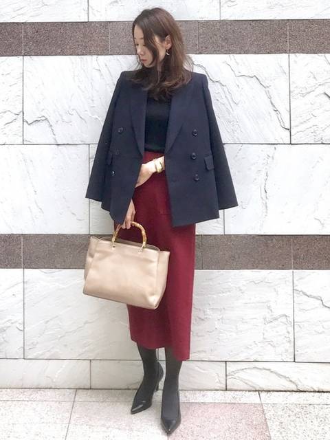 最高ワイン レッド タイト スカート 人気のファッショントレンド