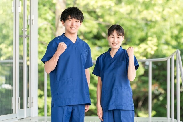 介護職で活かせる資格とは？メリットや取得方法を解説