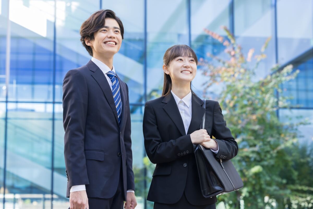 新卒採用 - E-LIFE STYLE(イーライフスタイル)|しごとを、くらしを、デザインする。