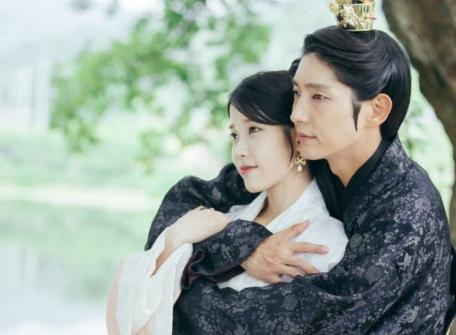IU ぬいぐるみ　麗〜花萌ゆる八人の王子たち 麗＜レイ＞～花萌ゆる8人の皇子たち～【モーションポスター