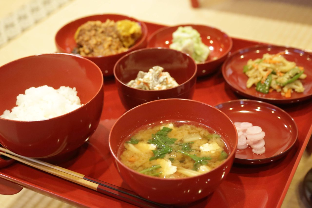 旬を味わう寺庵の精進料理で、心身を整える｜ZOOM LIFE