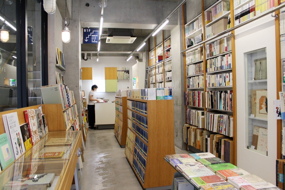 【中古】 スペイン＆リスボン旅する本 現地で一番役に立つ/早稲田編集企画室 中古】 スペイン＆リスボン旅する本 現地で一番役に立つ/早稲田