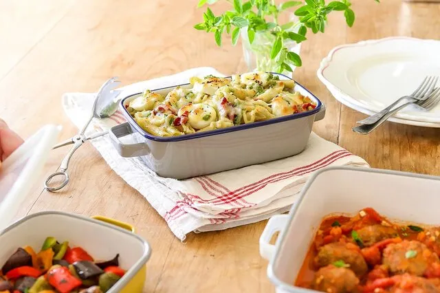 長く愛せるものを選びたい。365methods（サンロクゴメソッド）ホーローオーブンディッシュ