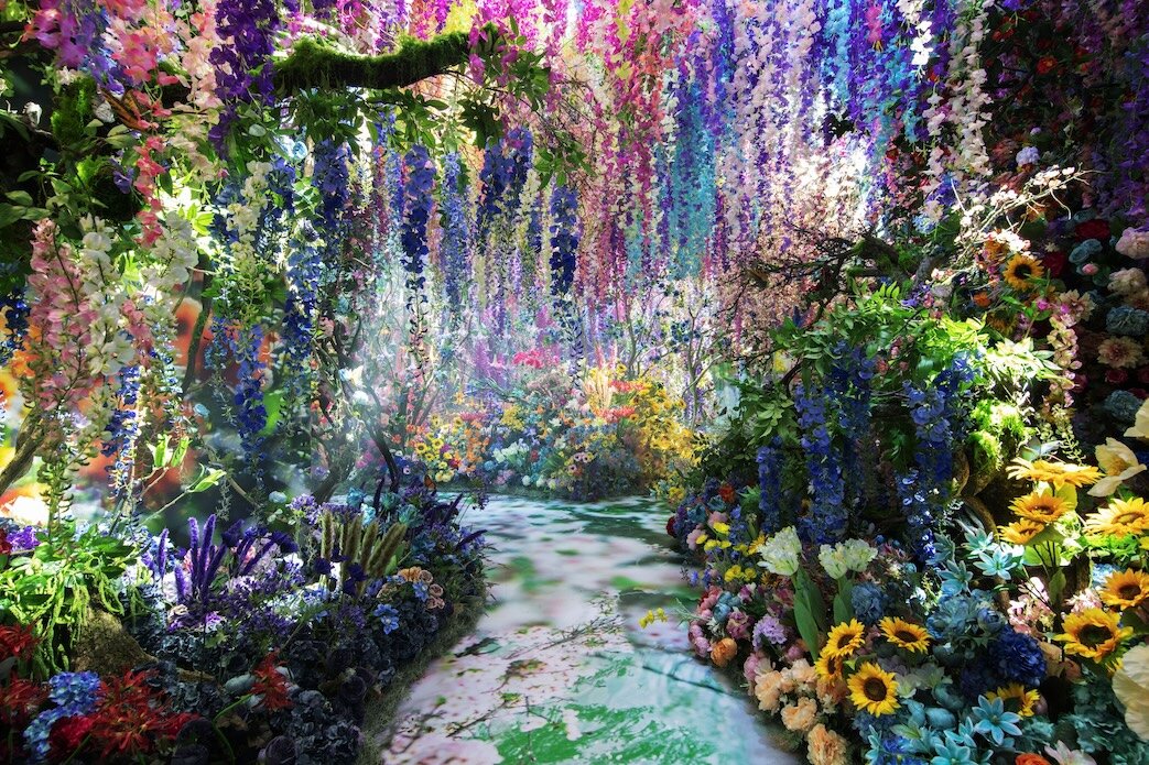 100万色の桃源郷へ」蜷川実花展 Eternity in a Moment 瞬きの中の永遠
