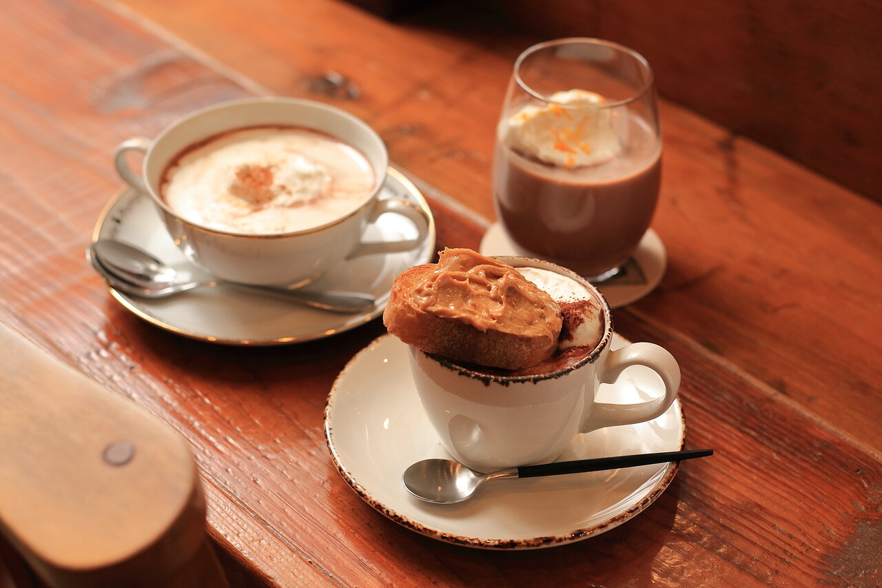 ココア専門店「Cocoa Shop AKAITORI」に学ぶ。ココアのイロハと楽しみ