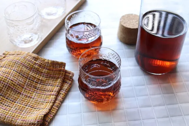 いつものお茶や水もおいしく飲める。イッタラのフルッタタンブラー
