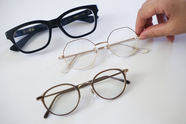 メガネを「買う」から「借りる」へ。サブスクで出会う、新しい自分