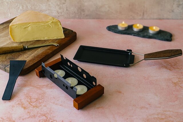 とろ～り、とろけたチーズを堪能。BOSKA｜ボスカの「ラクレットチーズ