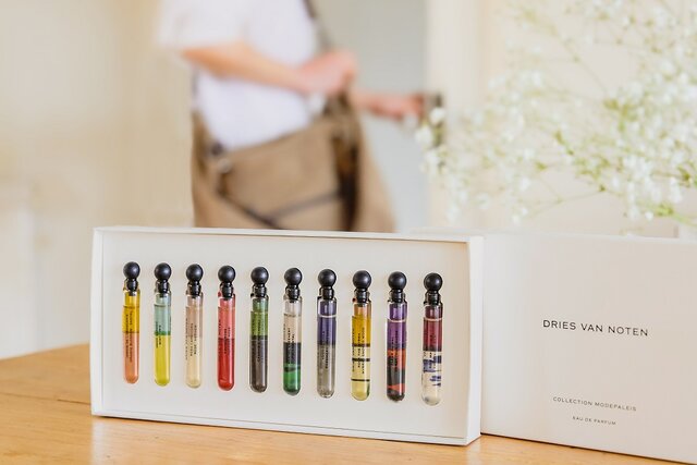 ドリスヴァンノッテンが描く香りの世界。ディスカバリーセットを堪能