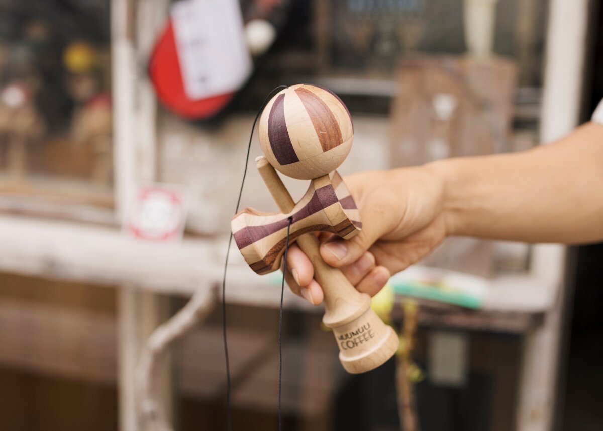 世界中を魅了するKENDAMAカルチャー。 デザインも技も進化し
