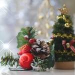 おしゃれに見せる♡クリスマスツリーを上手に飾るコツとは?オーナメントの種類&意味もご紹介!