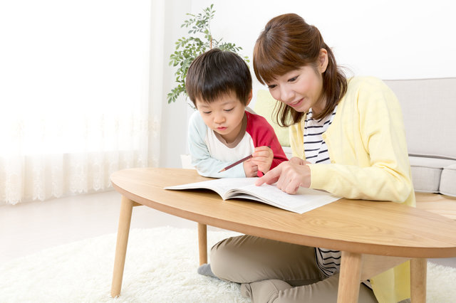 3歳児向け知育ドリルおすすめ8選！入園前や年少の子どもにぴったり！上手に活用する方法も