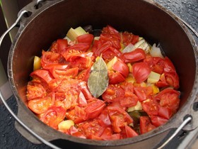 ダッチオーブンで無水ラタトゥイユ by チームtone [クックパッド] 簡単おいしいみんなのレシピが248万品 (898)