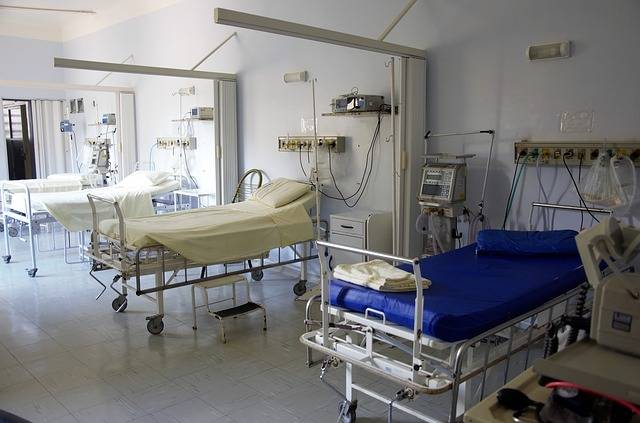 Free photo: Hospital, Bed, Doctor, Surgery - Free Image on Pixabay - 1802679 (33881)