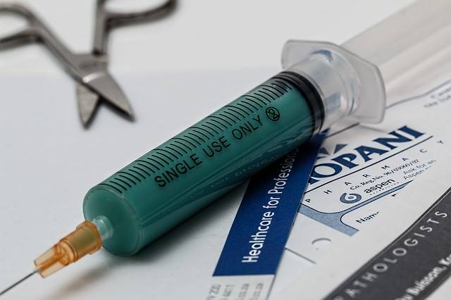 Free photo: Syringe, Injection, Drug, Medicine - Free Image on Pixabay - 435809 (33885)