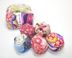 お手玉　5個入り (8802)