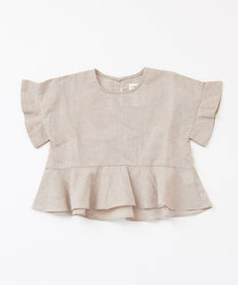 ふんわりシルエットが印象的なデザインカットソー。暑い時...