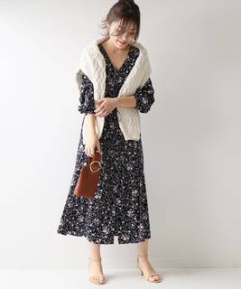 コバナプリントギャザーワンピース | スピック＆スパン(Spick & Span) - MAGASEEK (139317)