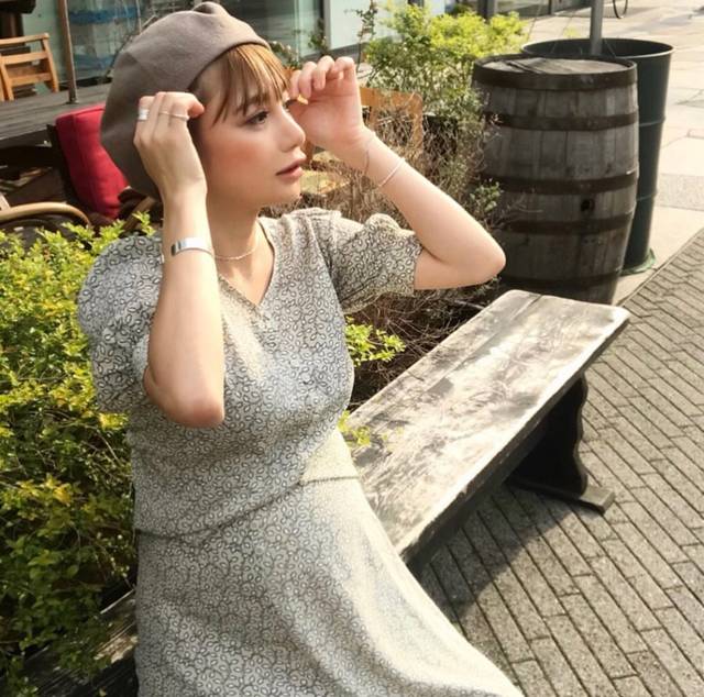 長谷川あや「出産レポート(1)」Influencer Girl