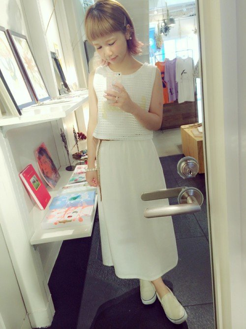 オールホワイトコーデ