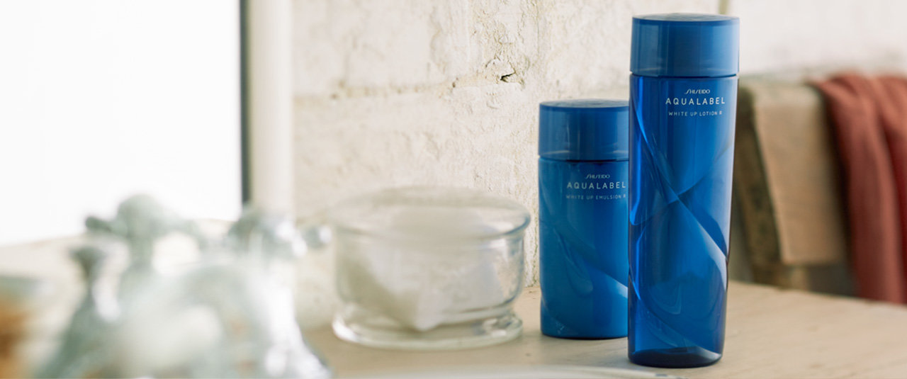 アクアレーベル