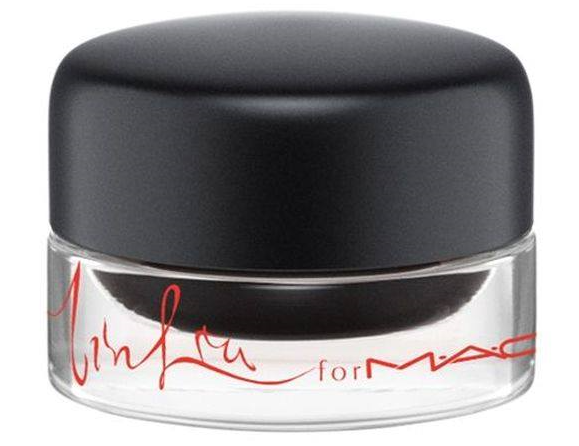 Min Liu ×MAC　アイライン　