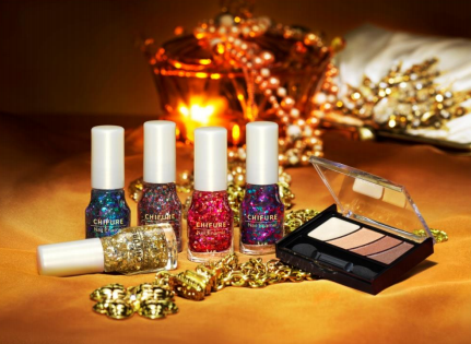 ちふれ・カラフルラメ